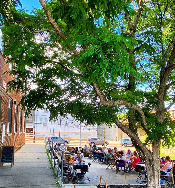 Empirical Brewery's outdoor patio on quiet Ravenswood Ave