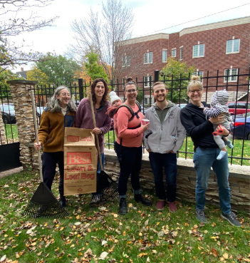 Volunteer with the RNA 